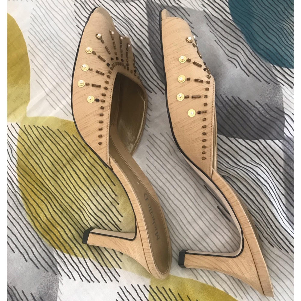 Michelle D Sandal